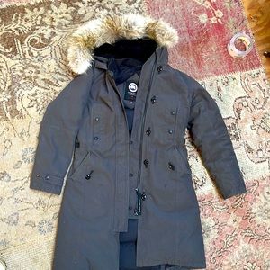 Ladies XS  three-quarter length Canada goose parka Grey